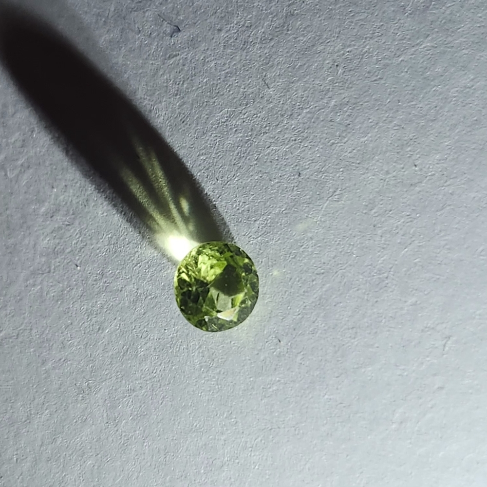 Peridot stone - Picture 6 of 11